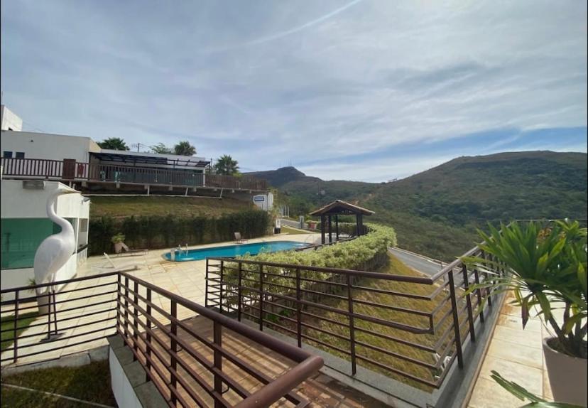 Casa Em Escarpas Do Lago Villa Capitólio Esterno foto